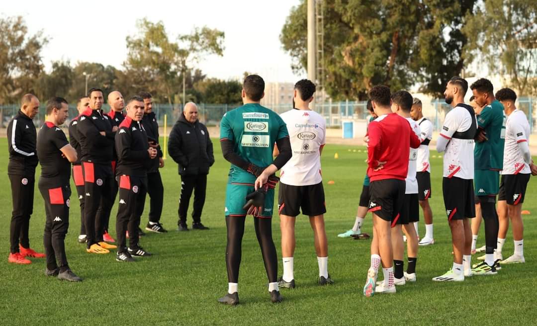  تصفيات المونديال: 10  لاعبين في الحصة التدريبية الأولى للمنتخب